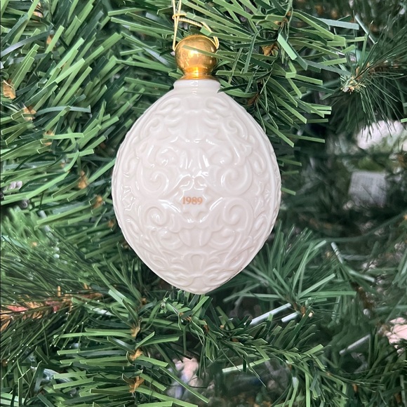 Lenox Other - 🎉Host Pick🎉Lenox 1989 Annual Ornament (Retired)